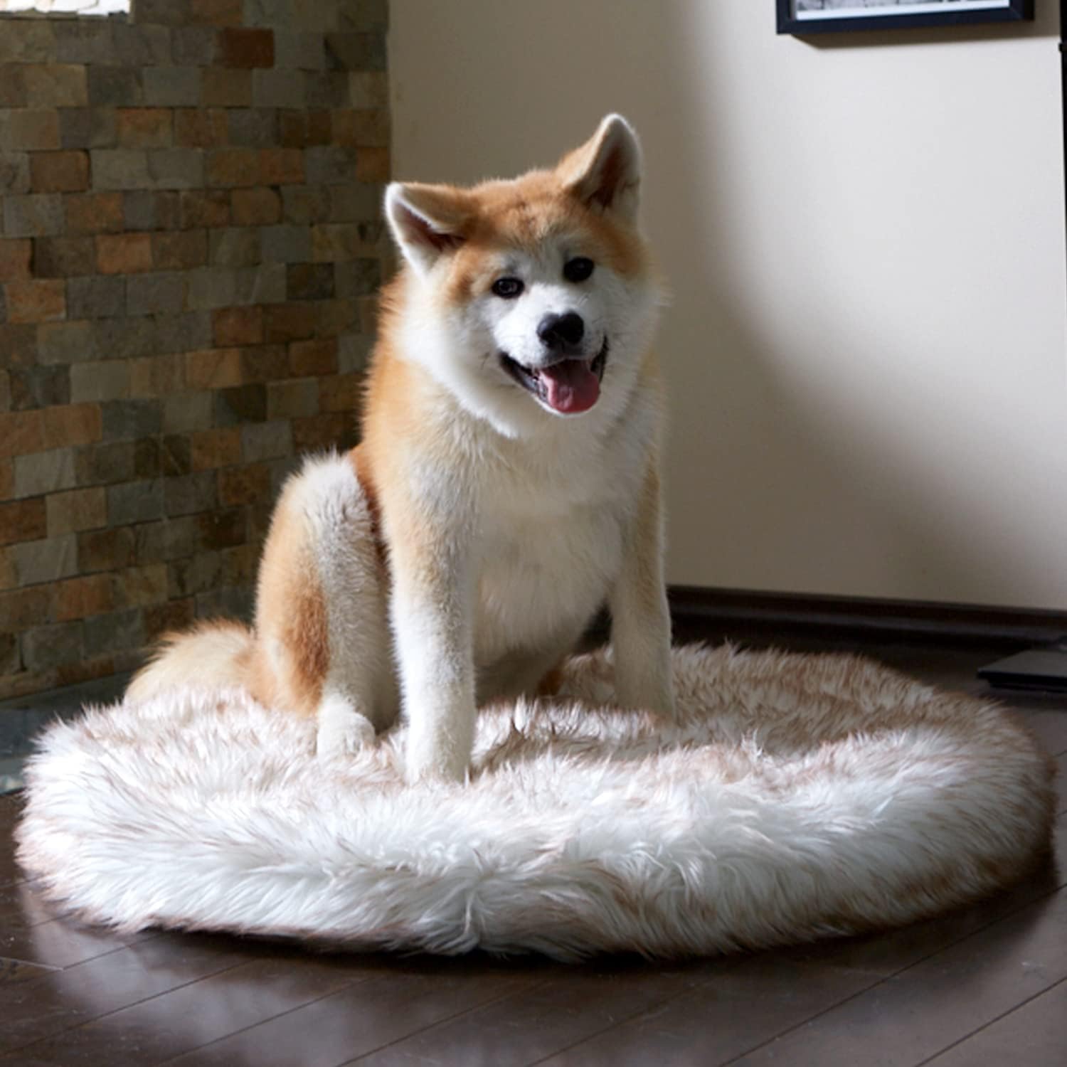 FAUX FUR DOG DONUT BED