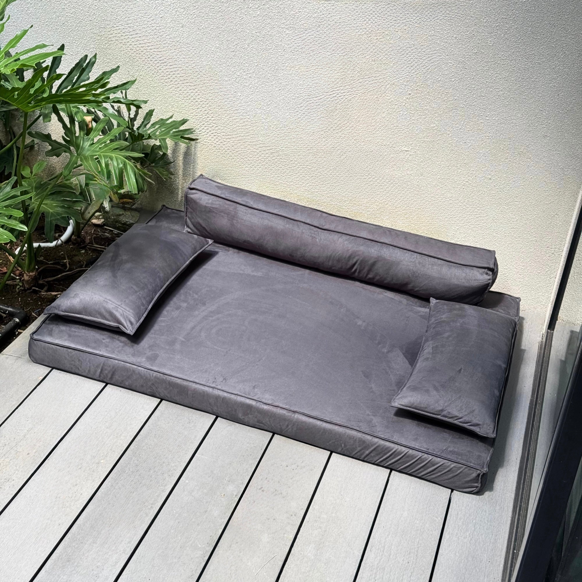 ORTHOPEDIC MEMORY FOAM DOG BED